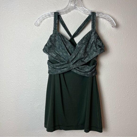 Lululemon Wrap It Up Tank Size 8 - Picture 3 of 8